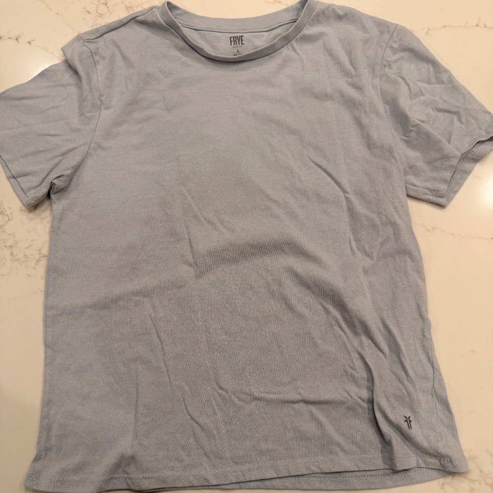 Frye Women’s Light Blue Short Sleeve T-Shirt Size Large Soft Cotton Blend Tee